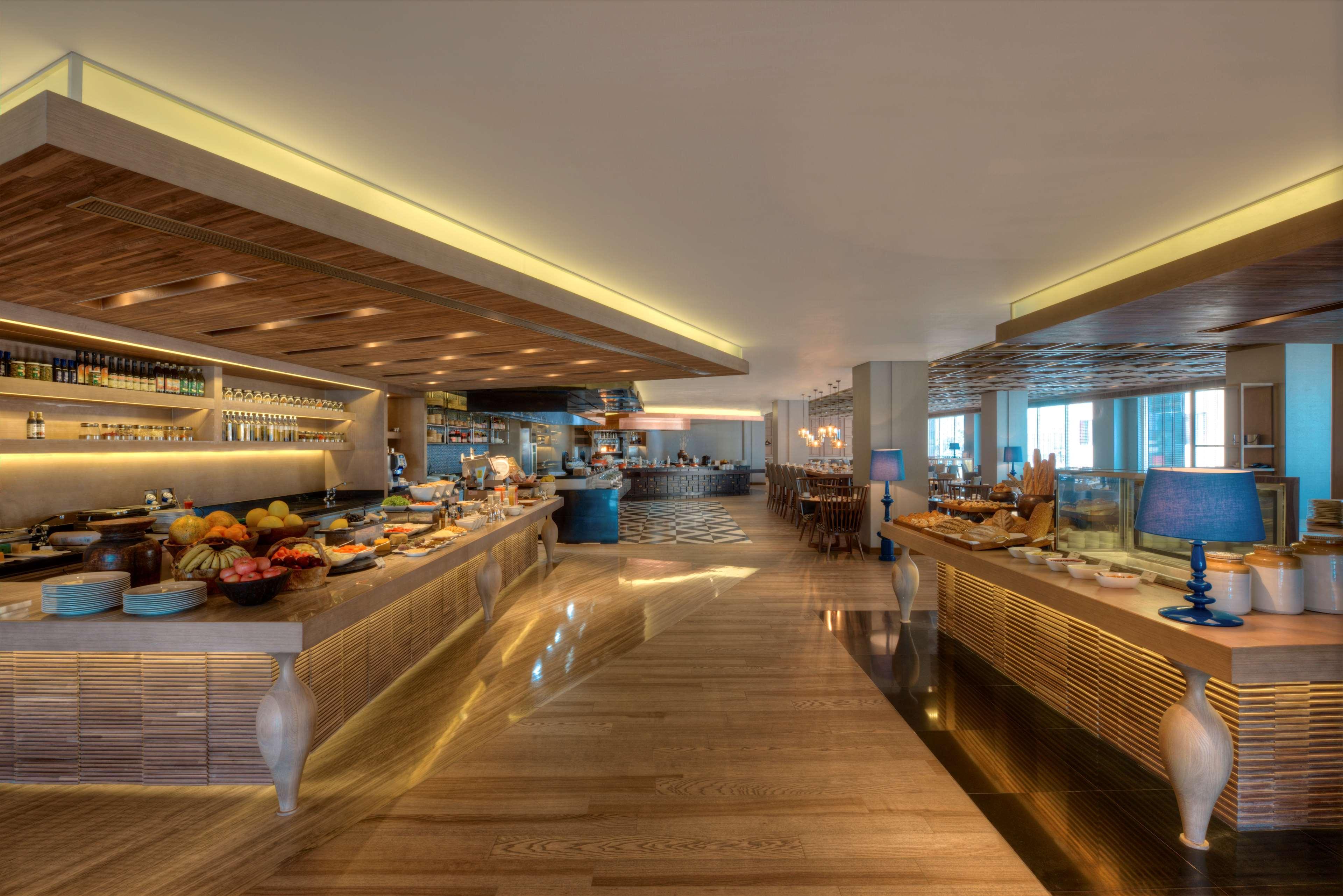 Hyatt Regency Ludhiana Hotel Екстериор снимка